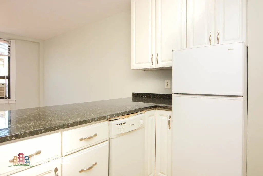 445 W Wellington Ave, ,  60657, USA 60657-unit#15A-Chicago-IL