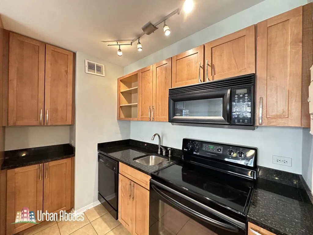 445 W Wellington Ave, , 60657, USA 60657-unit#10A-Chicago-IL