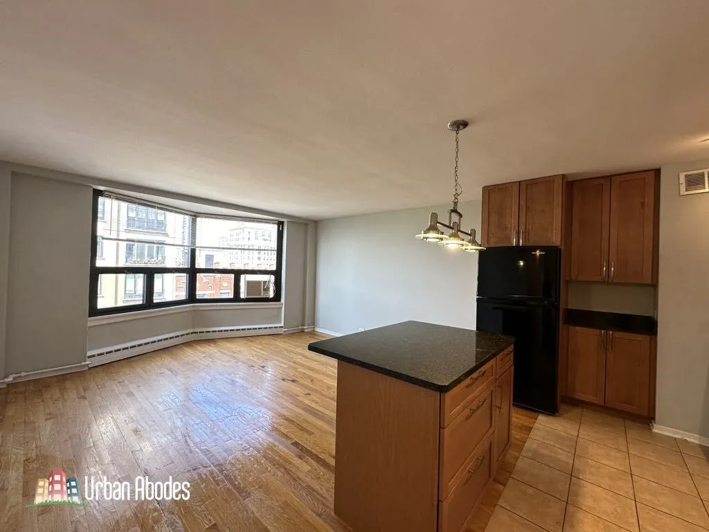 445 W Wellington Ave, , 60657, USA 60657-unit#10A-Chicago-IL