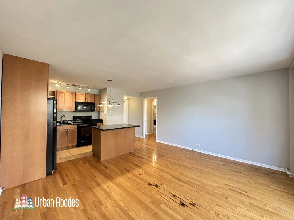 445 W Wellington Ave, , 60657, USA 60657-unit#10A-Chicago-IL