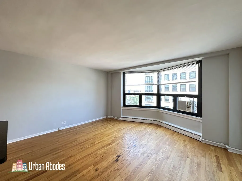 445 W Wellington Ave, , 60657, USA 60657-unit#10A-Chicago-IL