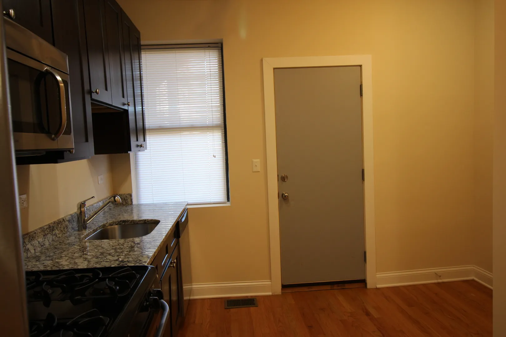 3216 W Argyle St, , 60625, USA 60625-unit#1-Chicago-IL
