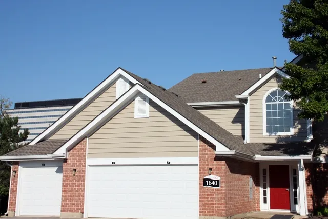1610 Buttonwood Cir, , 60173, USA 60173-unit#1610-Schaumburg-IL
