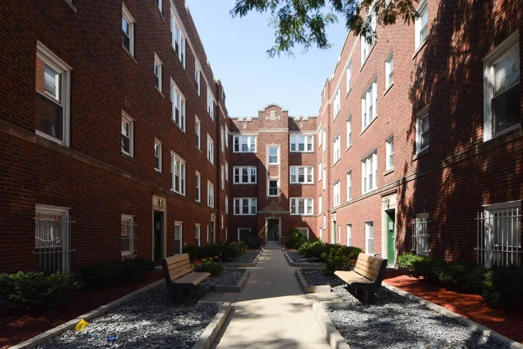 3248 N Clifton Ave, , 60657, USA 60657-unit#2S-Chicago-IL