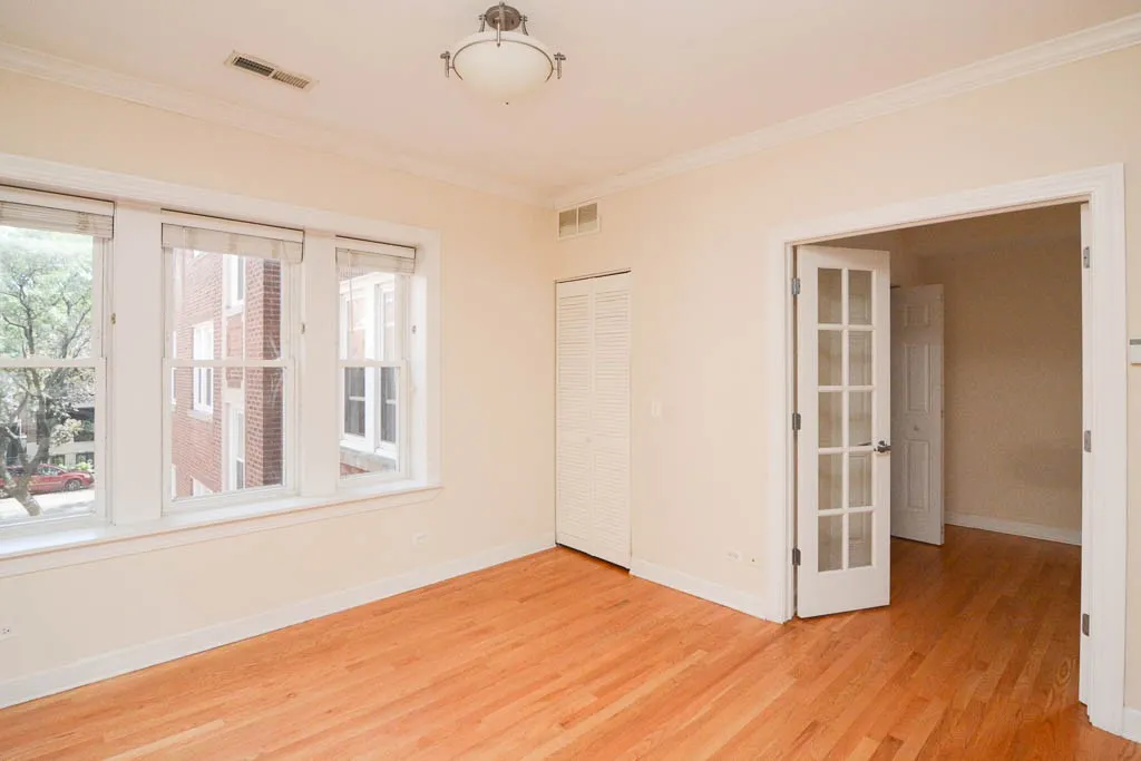 3248 N Clifton Ave, ,  60657, USA 60657-unit#2S-Chicago-IL