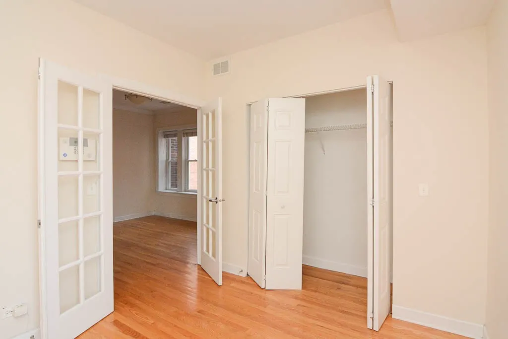 3248 N Clifton Ave, ,  60657, USA 60657-unit#2S-Chicago-IL