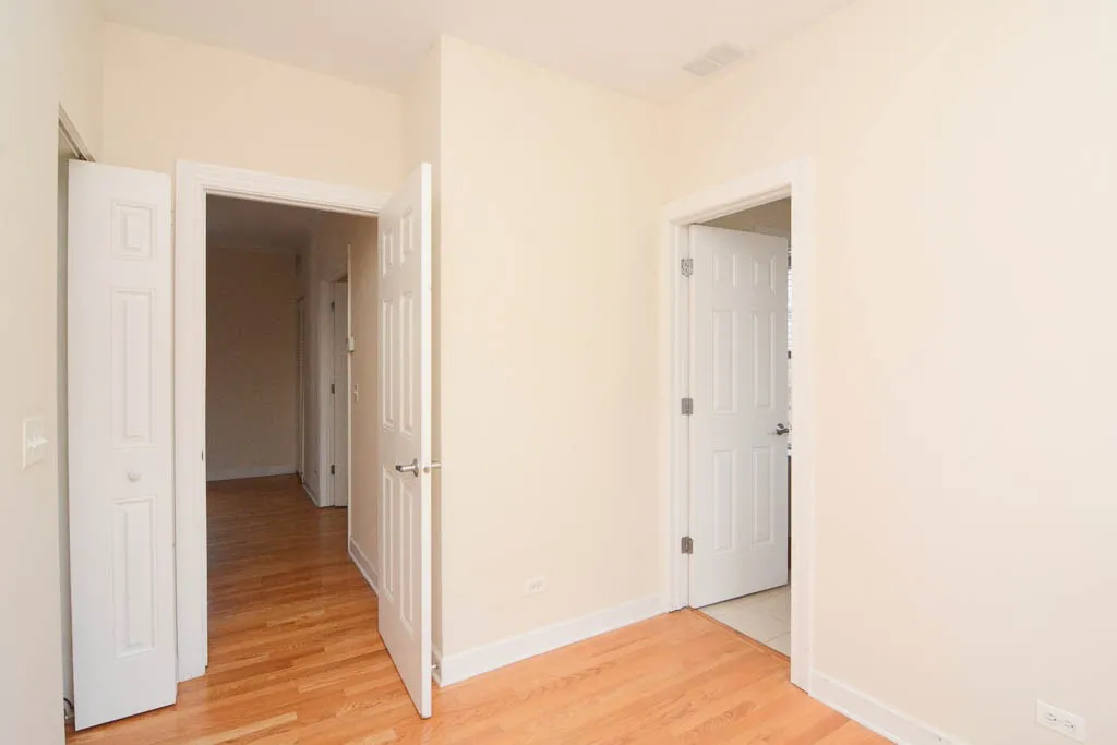 3248 N Clifton Ave, ,  60657, USA 60657-unit#2S-Chicago-IL