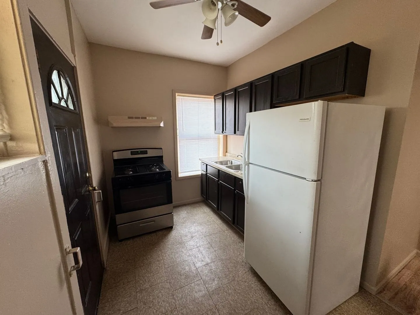 10214 S King Dr, ,  60628, USA 60628-unit#2W-Chicago-IL