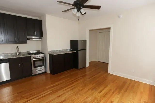 612 W Patterson Ave, , 60613, USA 60613-unit#609-Chicago-IL