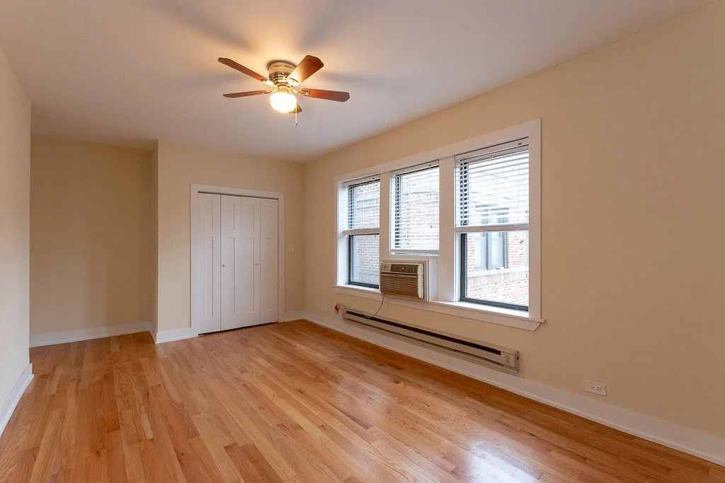 3722 N Pine Grove Ave, ,  60613, USA 60613-unit#3W-Chicago-IL