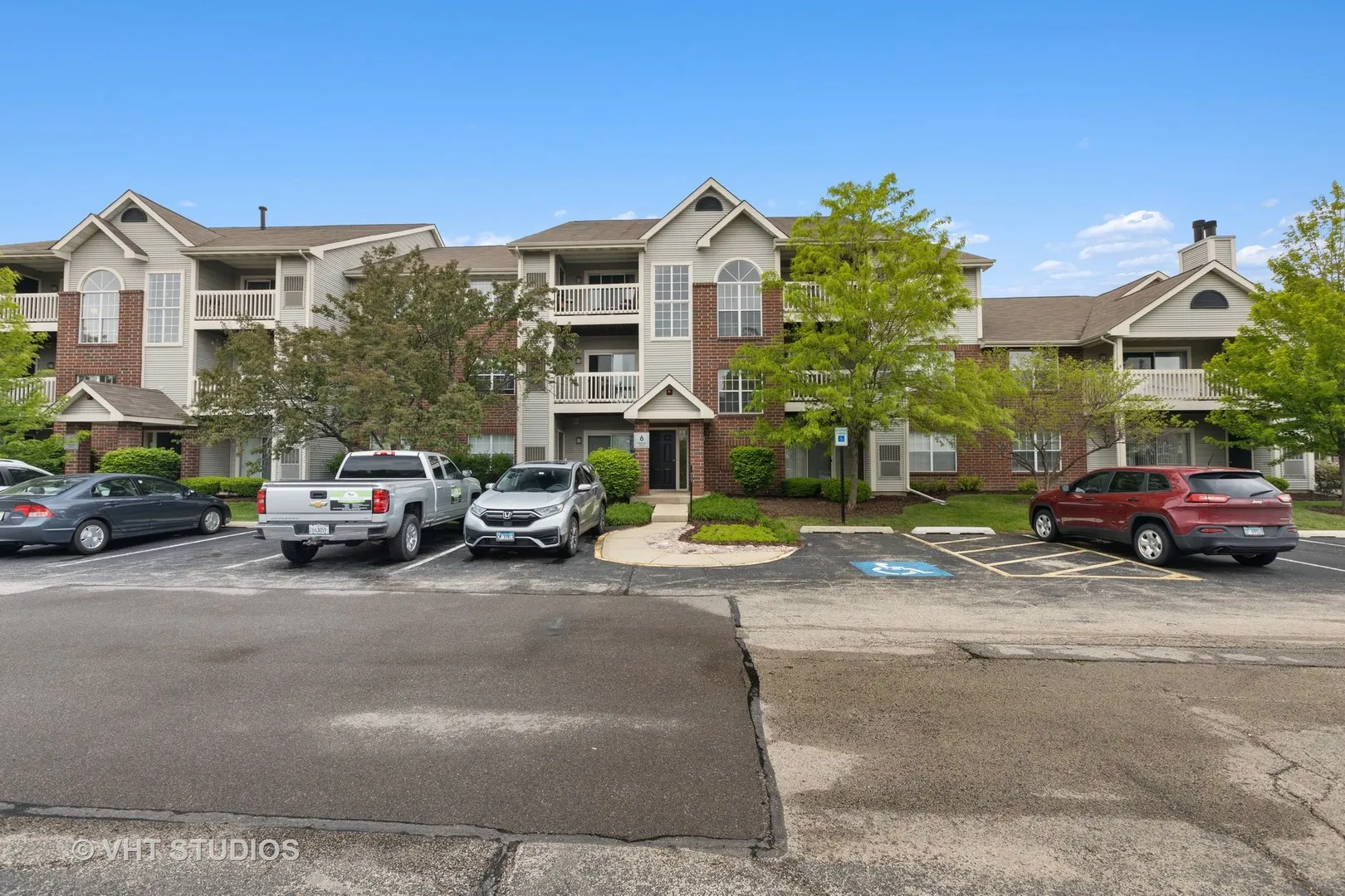 36 Sterling Cir, ,  60189, USA 60189-unit#36-Wheaton-IL