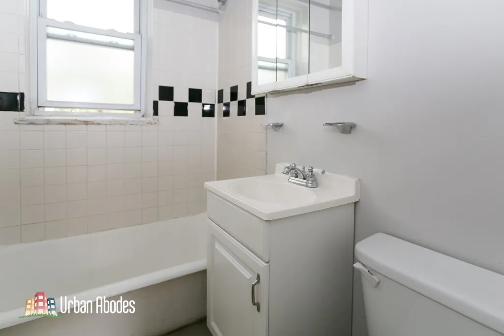 2827 N Burling St, , 60657, USA 60657-unit#306-Chicago-IL