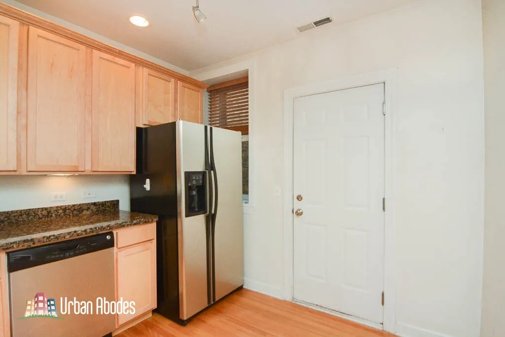 3244 N Clifton Ave, ,  60657, USA 60657-unit#1E-Chicago-IL