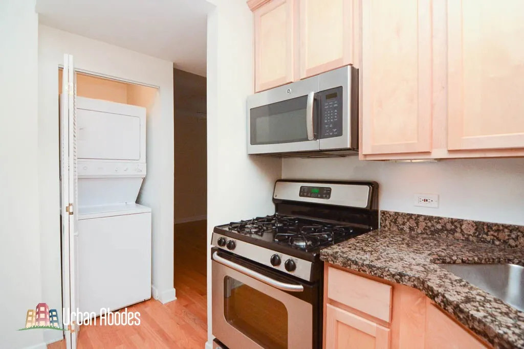 3244 N Clifton Ave, ,  60657, USA 60657-unit#1E-Chicago-IL