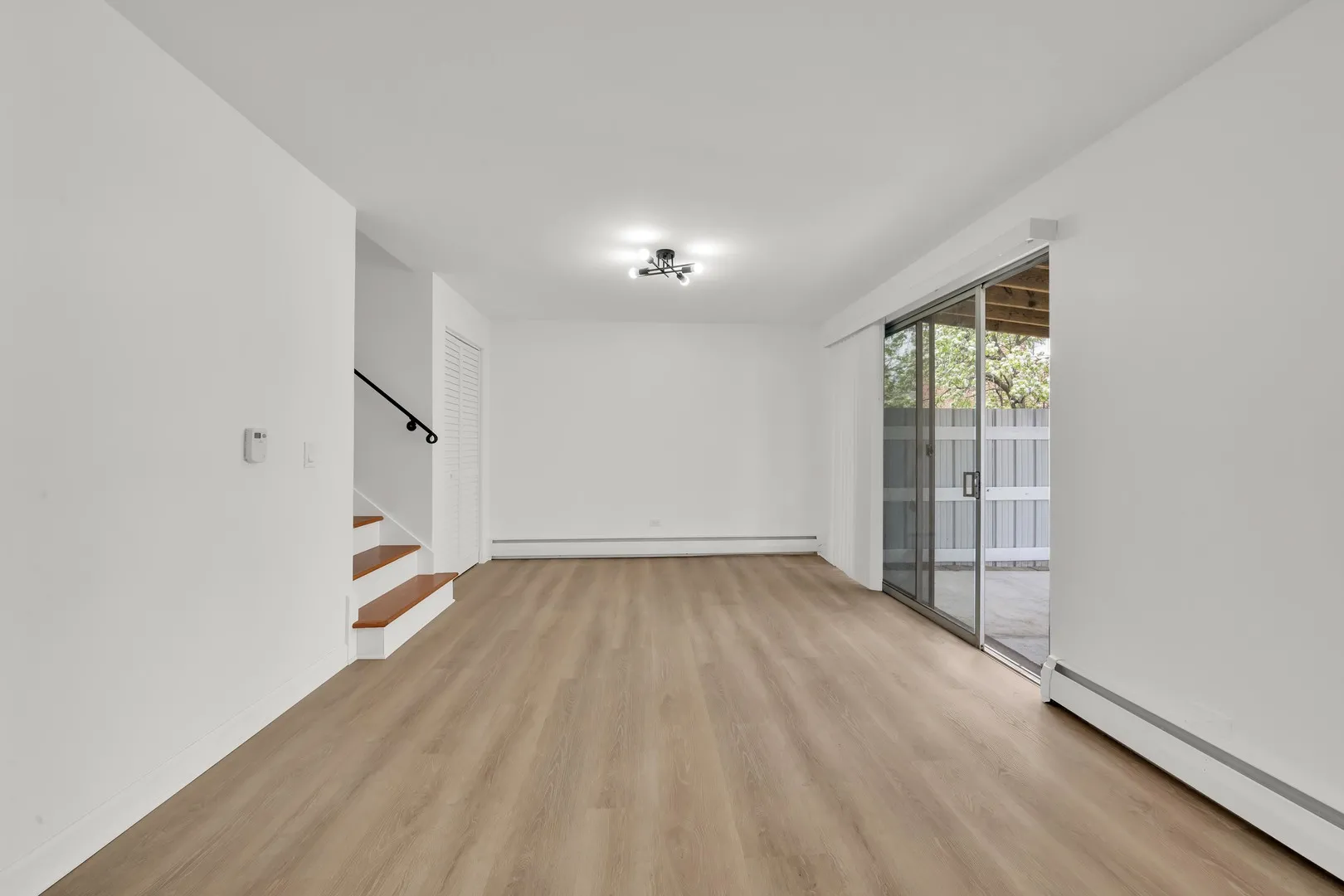 8820 Robin Dr, , 60016, USA 60016-unit#8820-Des Plaines-IL