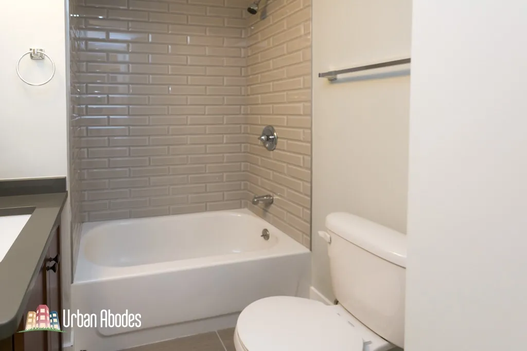 445 W Wellington Ave, ,  60657, USA 60657-unit#1F-Chicago-IL