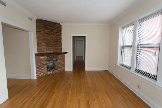 3521 N Racine Ave, , 60657, USA 60657-unit#2S-Chicago-IL