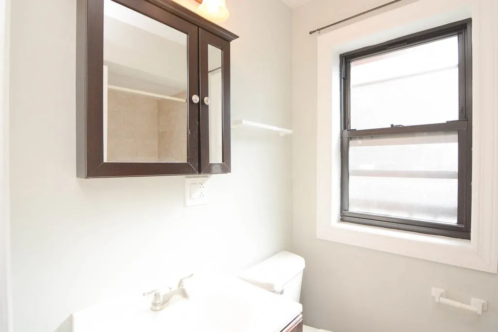 837 W Wolfram St, ,  60657, USA 60657-unit#308-Chicago-IL
