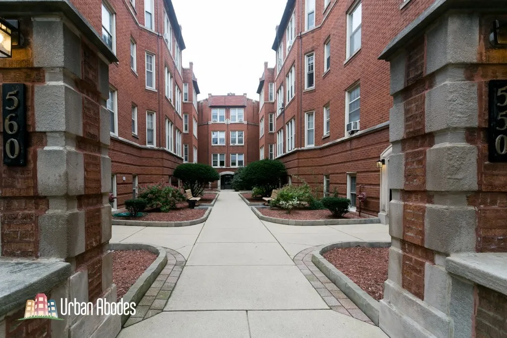 554 W Aldine Ave, , 60657, USA 60657-unit#2E-Chicago-IL