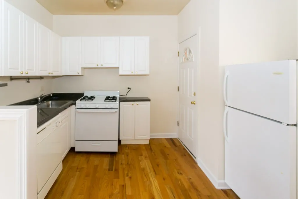 3720 N Pine Grove Ave, ,  60613, USA 60613-unit#3W-Chicago-IL