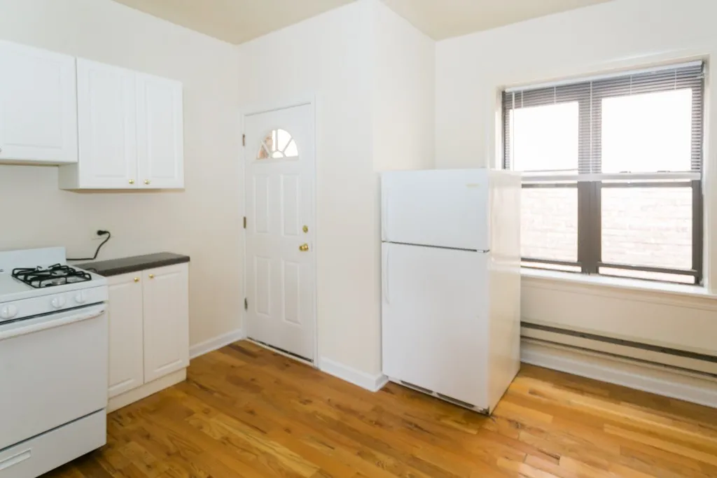 3720 N Pine Grove Ave, ,  60613, USA 60613-unit#3W-Chicago-IL