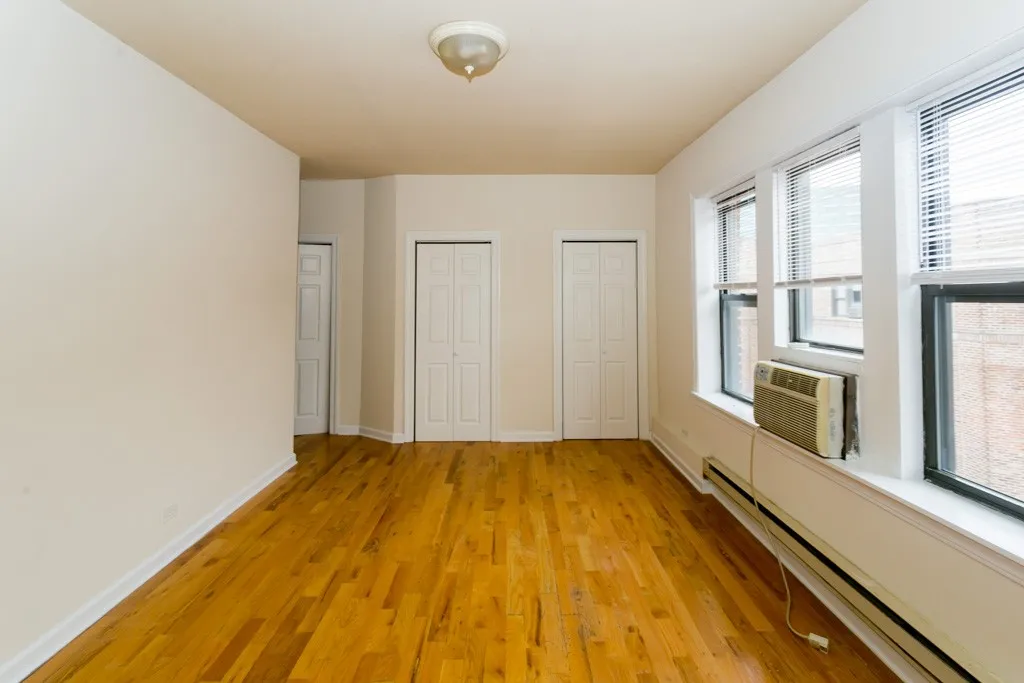 3720 N Pine Grove Ave, ,  60613, USA 60613-unit#3W-Chicago-IL