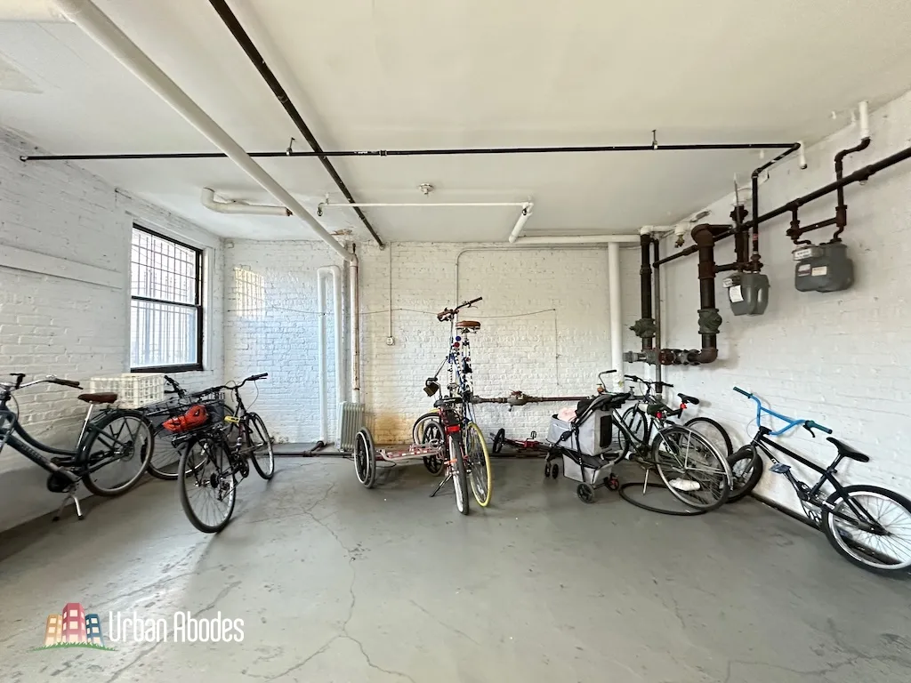 4829 N Damen Ave, ,  60625, USA 60625-unit#303-Chicago-IL