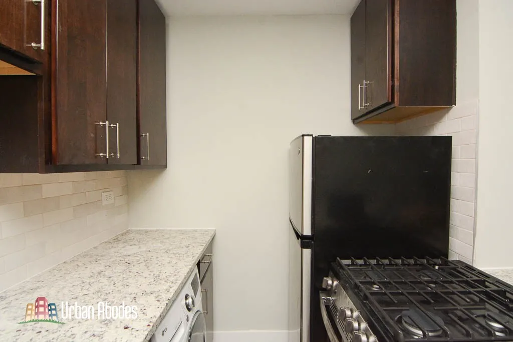 445 W Barry Ave, , 60657, USA 60657-unit#302-Chicago-IL