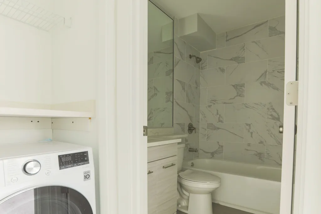 445 W Barry Ave, , 60657, USA 60657-unit#528-Chicago-IL