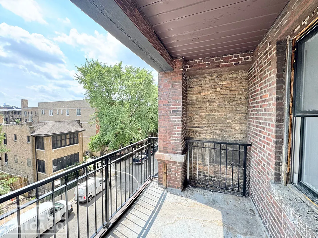 618 W Patterson Ave, ,  60613, USA 60613-unit#2W-Chicago-IL