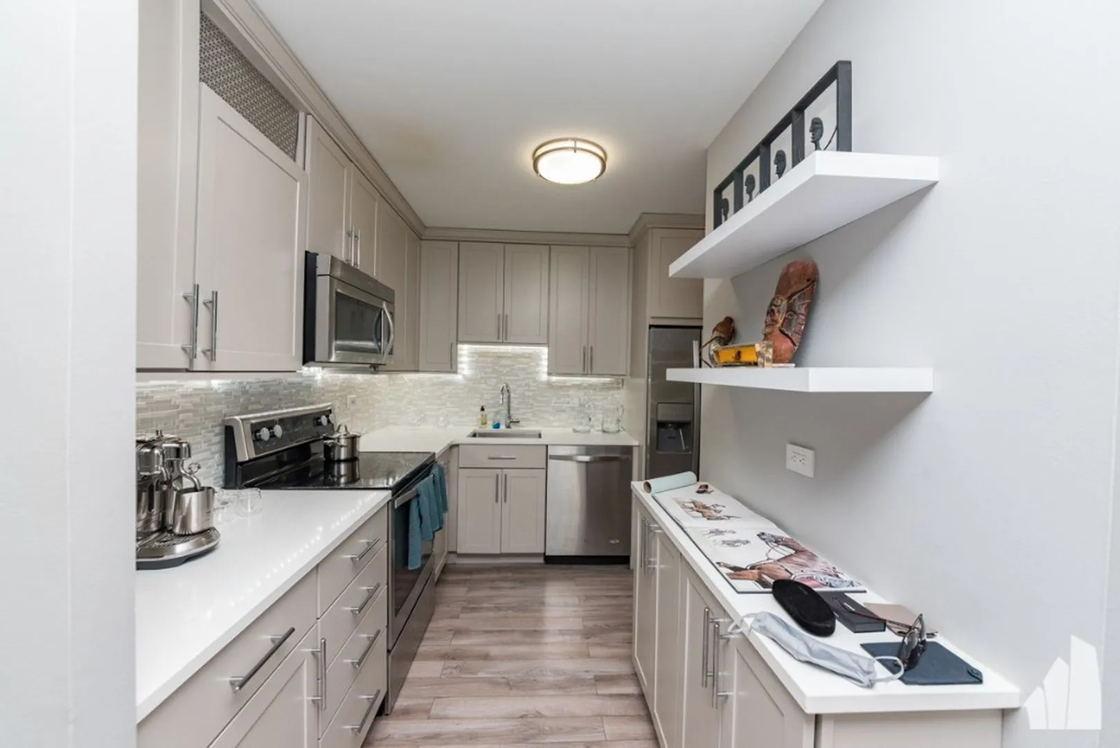 211 E Ohio St, , 60611, USA 60611-unit#618-Chicago-IL