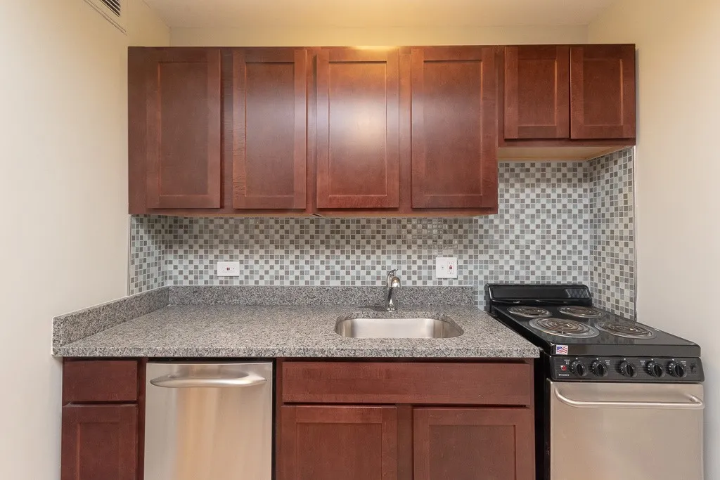 445 W Wellington Ave, , 60657, USA 60657-unit#8C-Chicago-IL