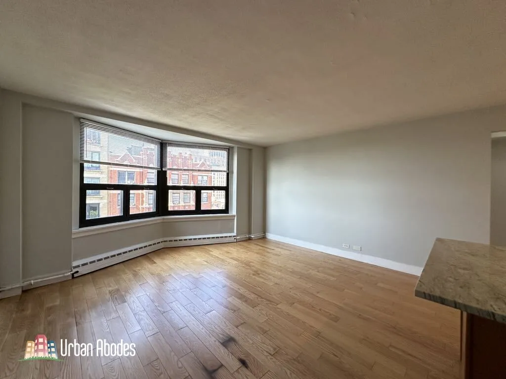 445 W Wellington Ave, ,  60657, USA 60657-unit#8H-Chicago-IL