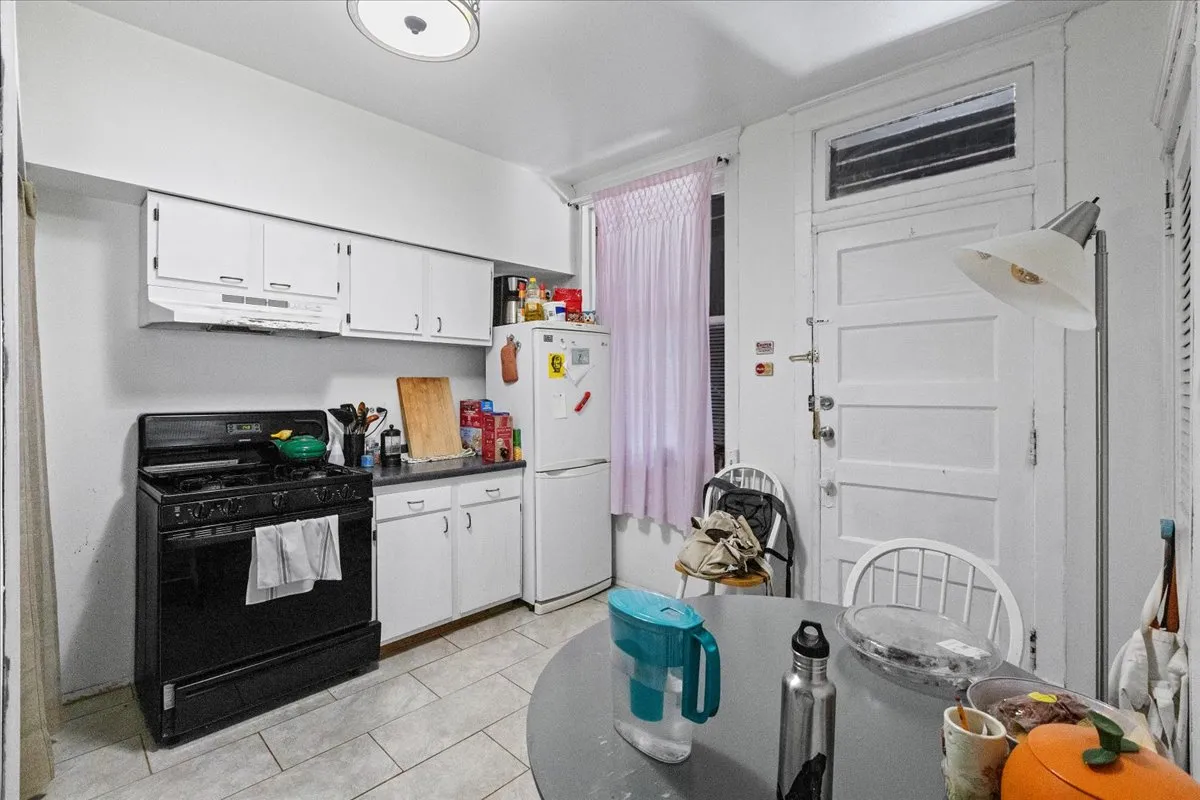 4002 N Southport Ave, , 60613, USA 60613-unit#2-Chicago-IL