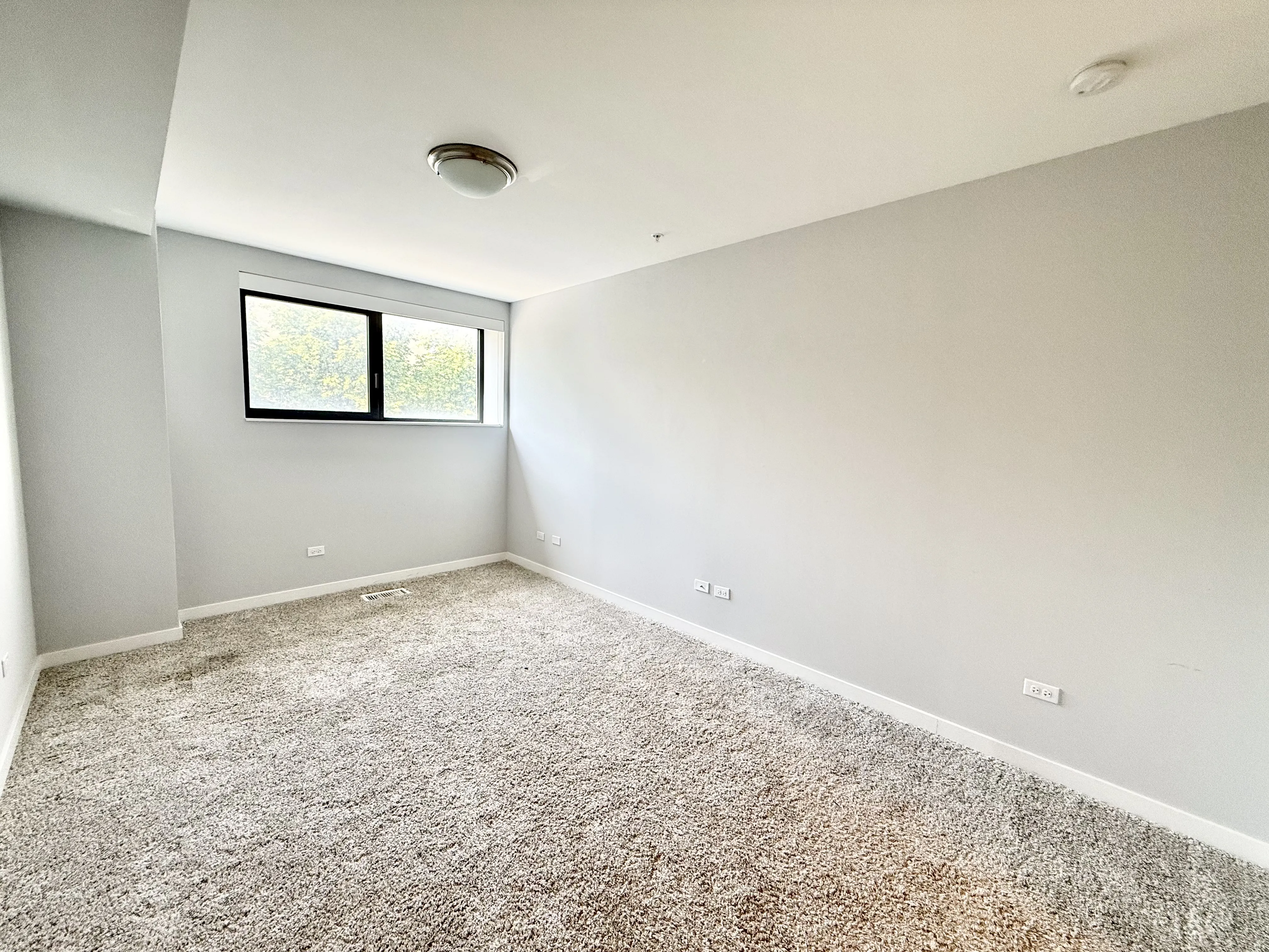 1900 W Lawrence Ave, ,  60640, USA 60640-unit#212-Chicago-IL