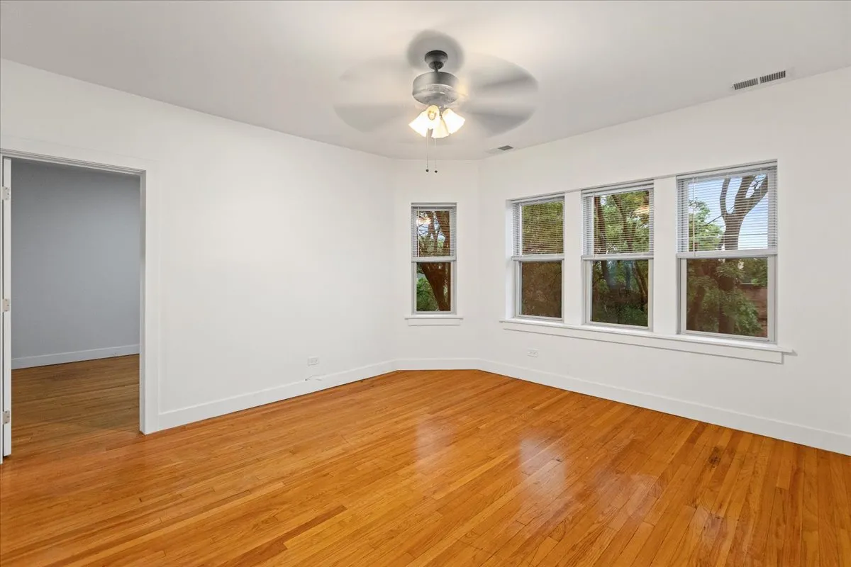 4055 N Spaulding Ave, ,  60618, USA 60618-unit#3-Chicago-IL