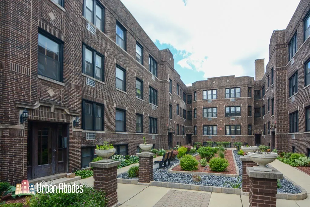 744 W Addison St, ,  60613, USA 60613-unit#1E-Chicago-IL