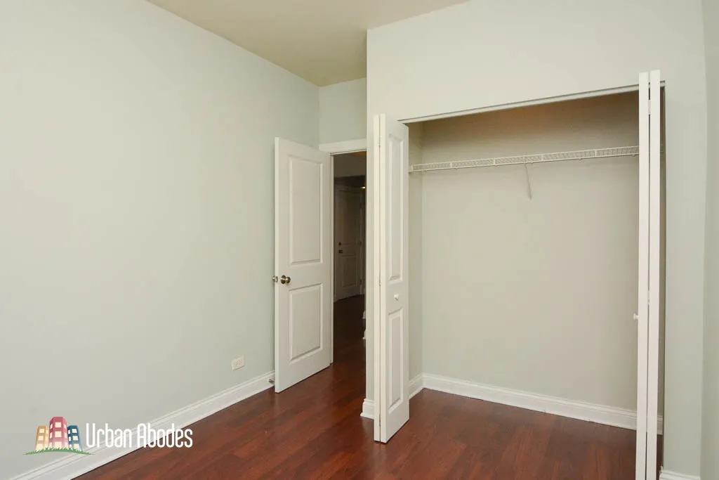 744 W Addison St, ,  60613, USA 60613-unit#1E-Chicago-IL