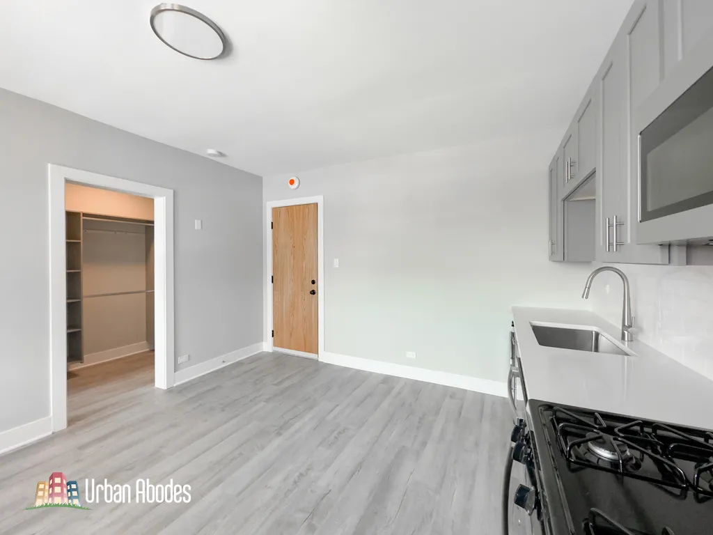 373 Hazel Ave, ,  60022, USA 60022-unit#7D-Glencoe-IL