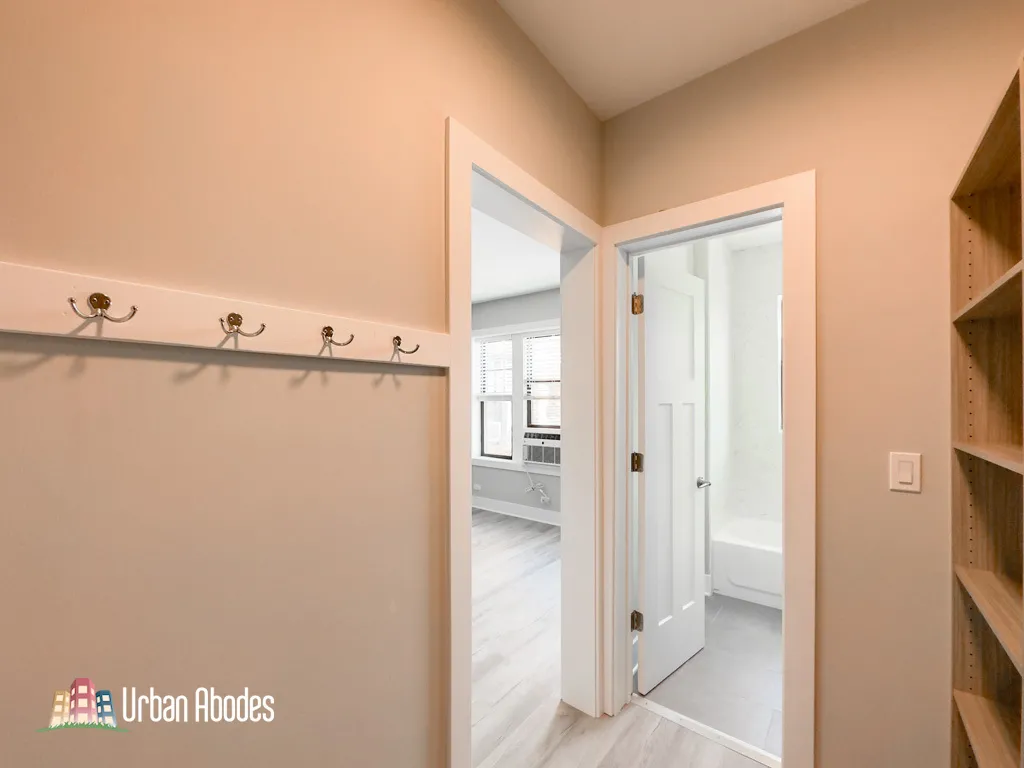 373 Hazel Ave, ,  60022, USA 60022-unit#7D-Glencoe-IL
