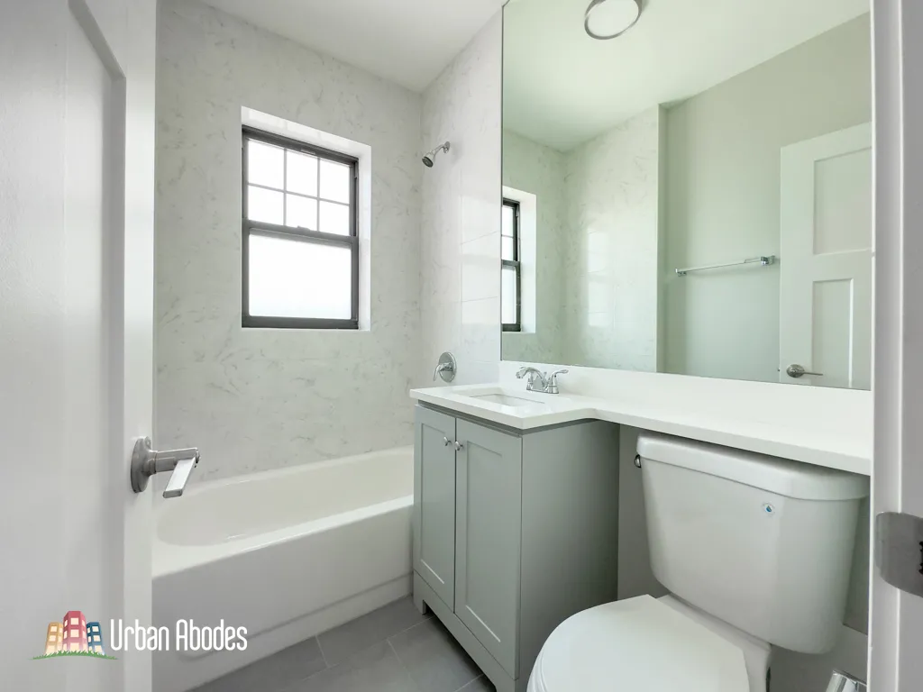 373 Hazel Ave, ,  60022, USA 60022-unit#7D-Glencoe-IL