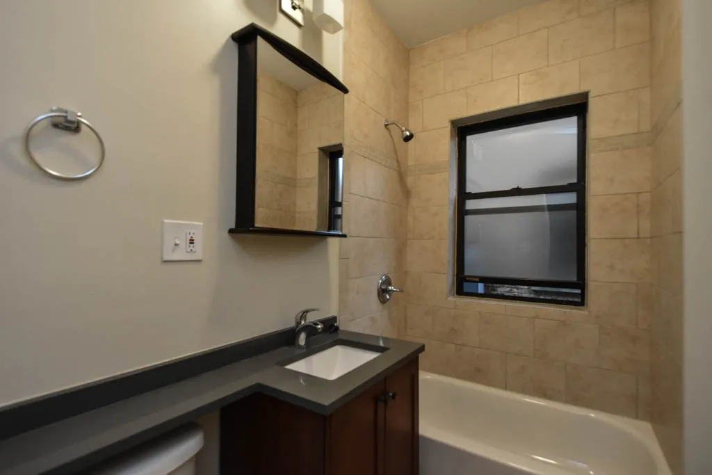 1031 Dempster St, Evanston, 60201, USA 60201-unit#1E-Chicago-IL
