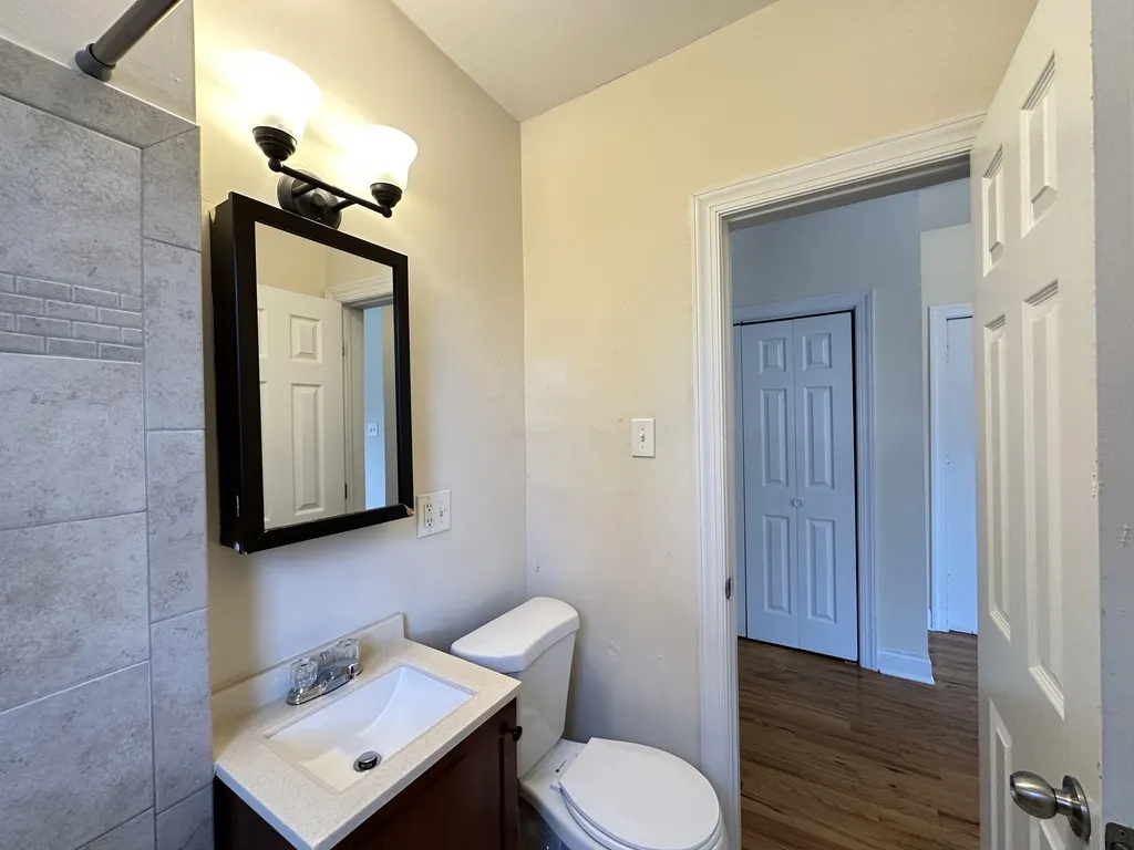 957 W Cornelia Ave, ,  60657, USA 60657-unit#1A-Chicago-IL