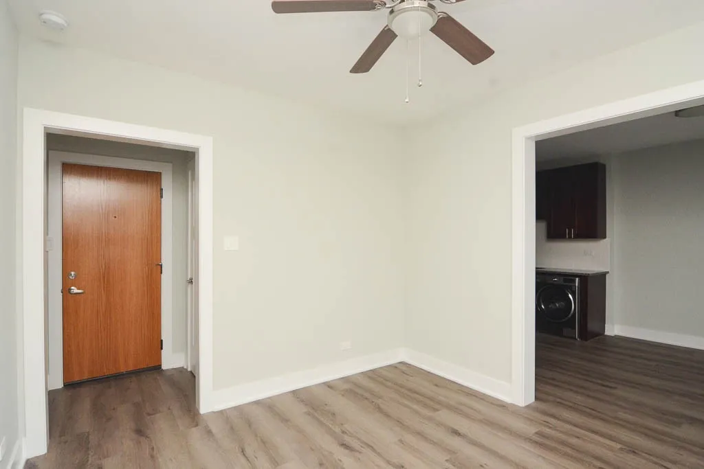 725 St Johns Ave, Highland Park,  60035, USA 60035-unit#15-Chicago-IL