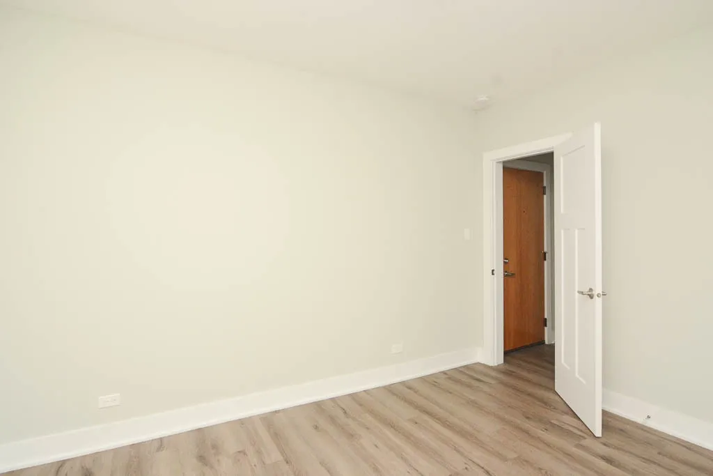 725 St Johns Ave, Highland Park,  60035, USA 60035-unit#15-Chicago-IL