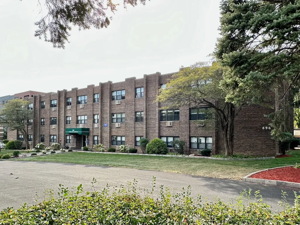 696 Elm Pl, , 60035, USA 60035-unit#304-Highland Park-IL