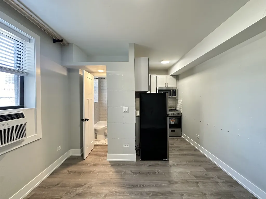505 W Belmont Ave, ,  60657, USA 60657-unit#4E-Chicago-IL