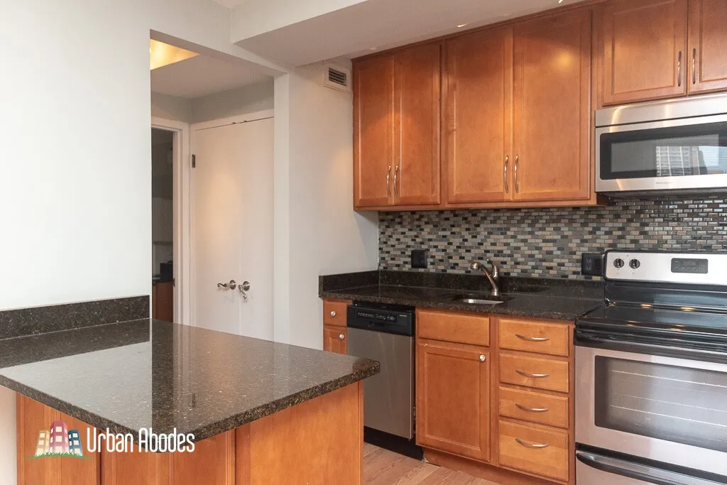 445 W Wellington Ave, ,  60657, USA 60657-unit#13G-Chicago-IL