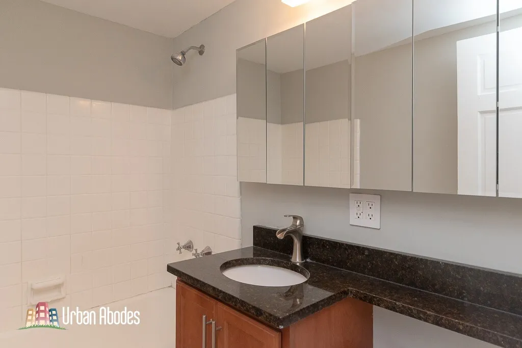 445 W Wellington Ave, ,  60657, USA 60657-unit#13G-Chicago-IL
