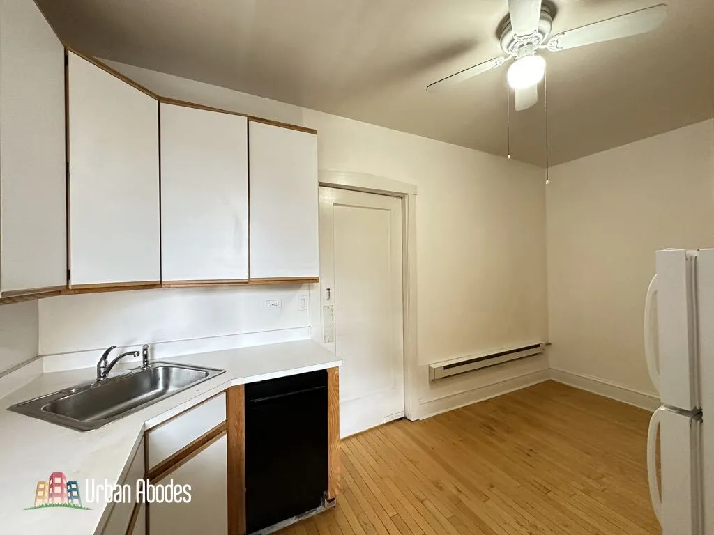 Evanston,  60201, USA 60201-unit#3L-Chicago-IL